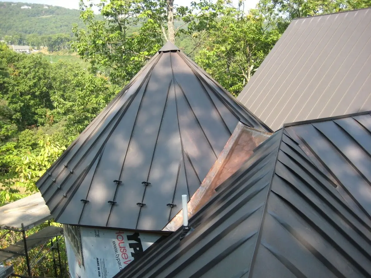 Professional Shingle Replacement & Repair by Craftsman Roofing in Boonville